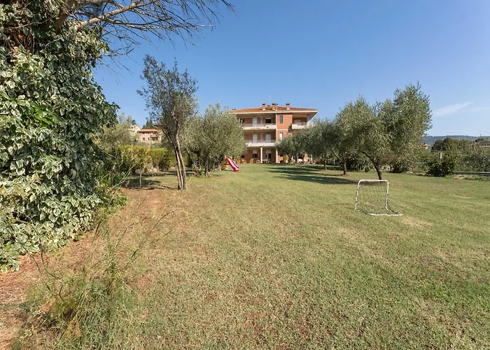 In With Pool Tuoro sul Trasimeno